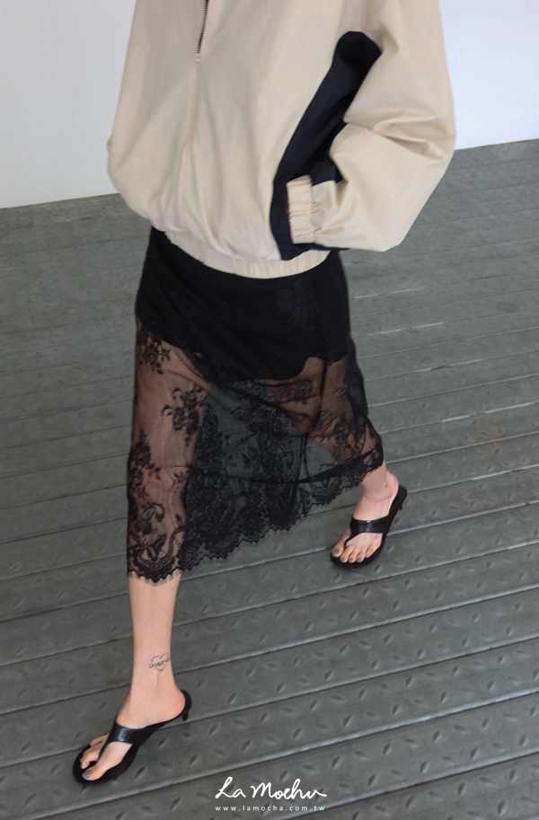 拼紗蕾絲緞面褲裙